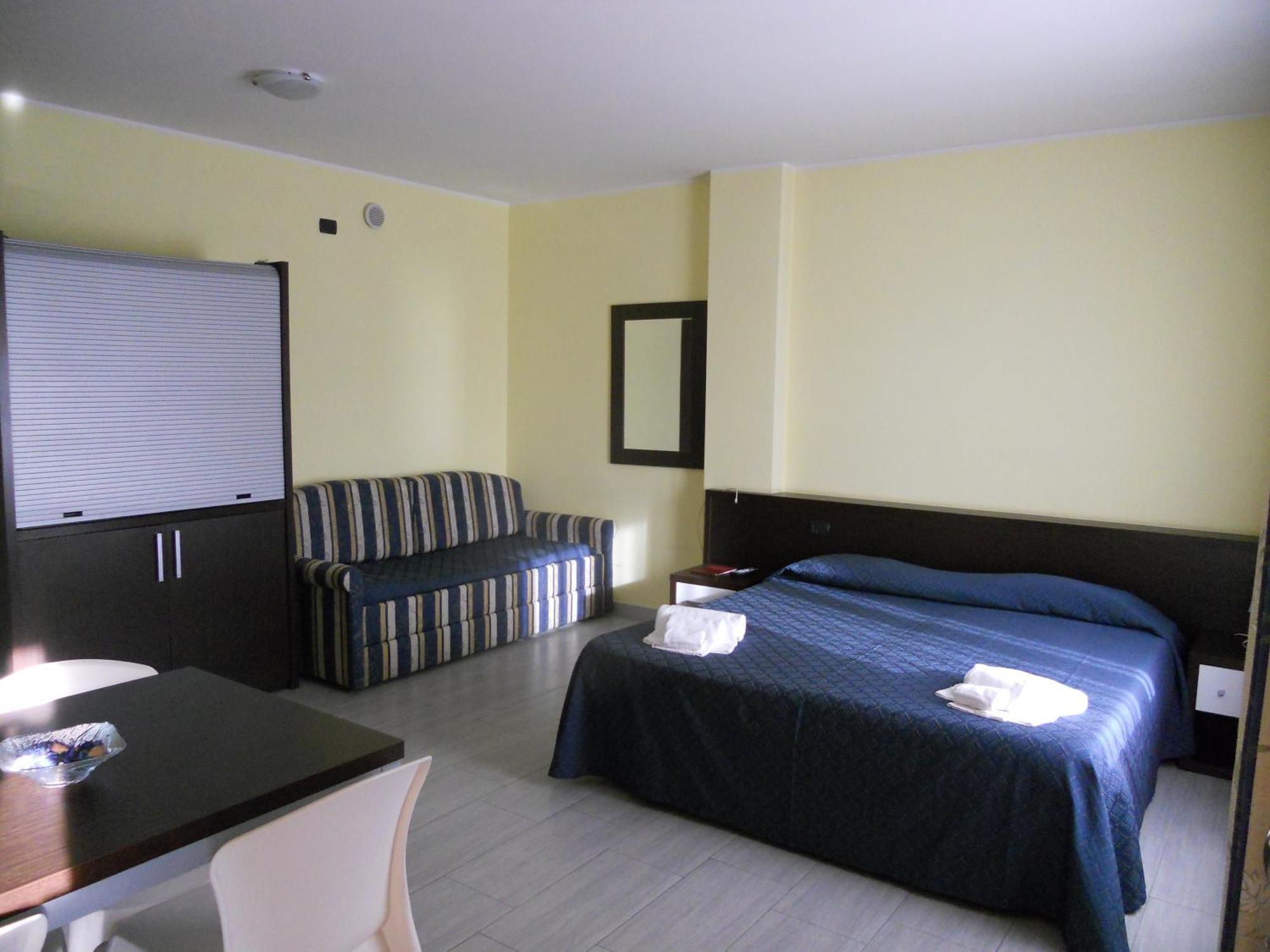 Residence San Prospero Garbagnate Milanese Ruang foto
