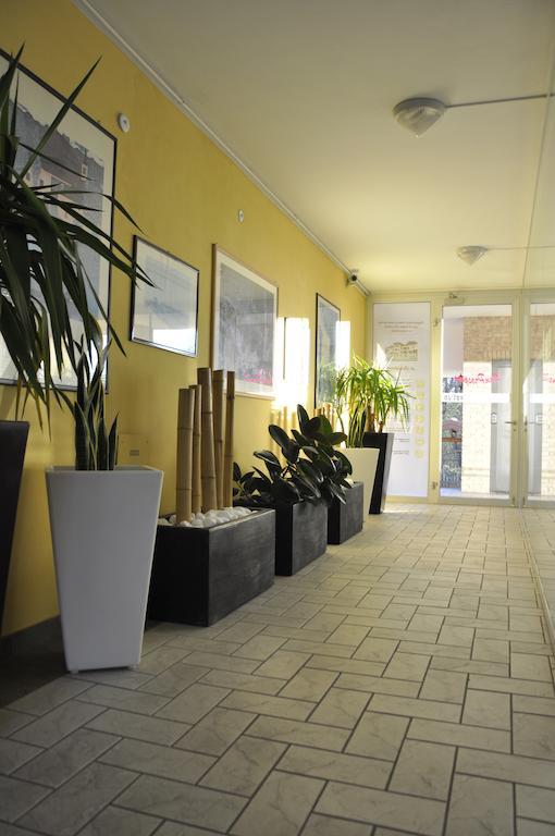 Residence San Prospero Garbagnate Milanese Bagian luar foto