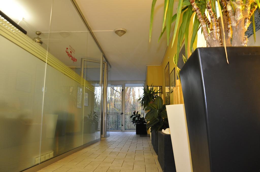 Residence San Prospero Garbagnate Milanese Bagian luar foto