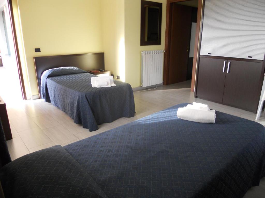 Residence San Prospero Garbagnate Milanese Bagian luar foto