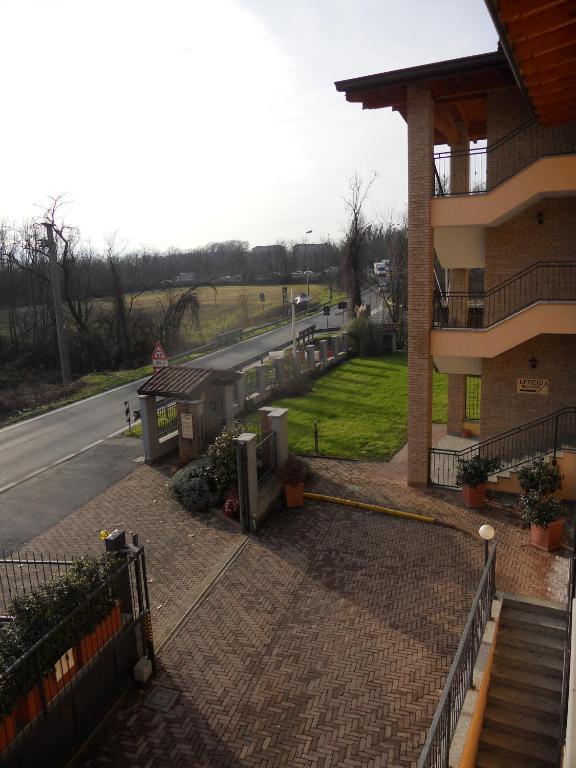 Residence San Prospero Garbagnate Milanese Bagian luar foto