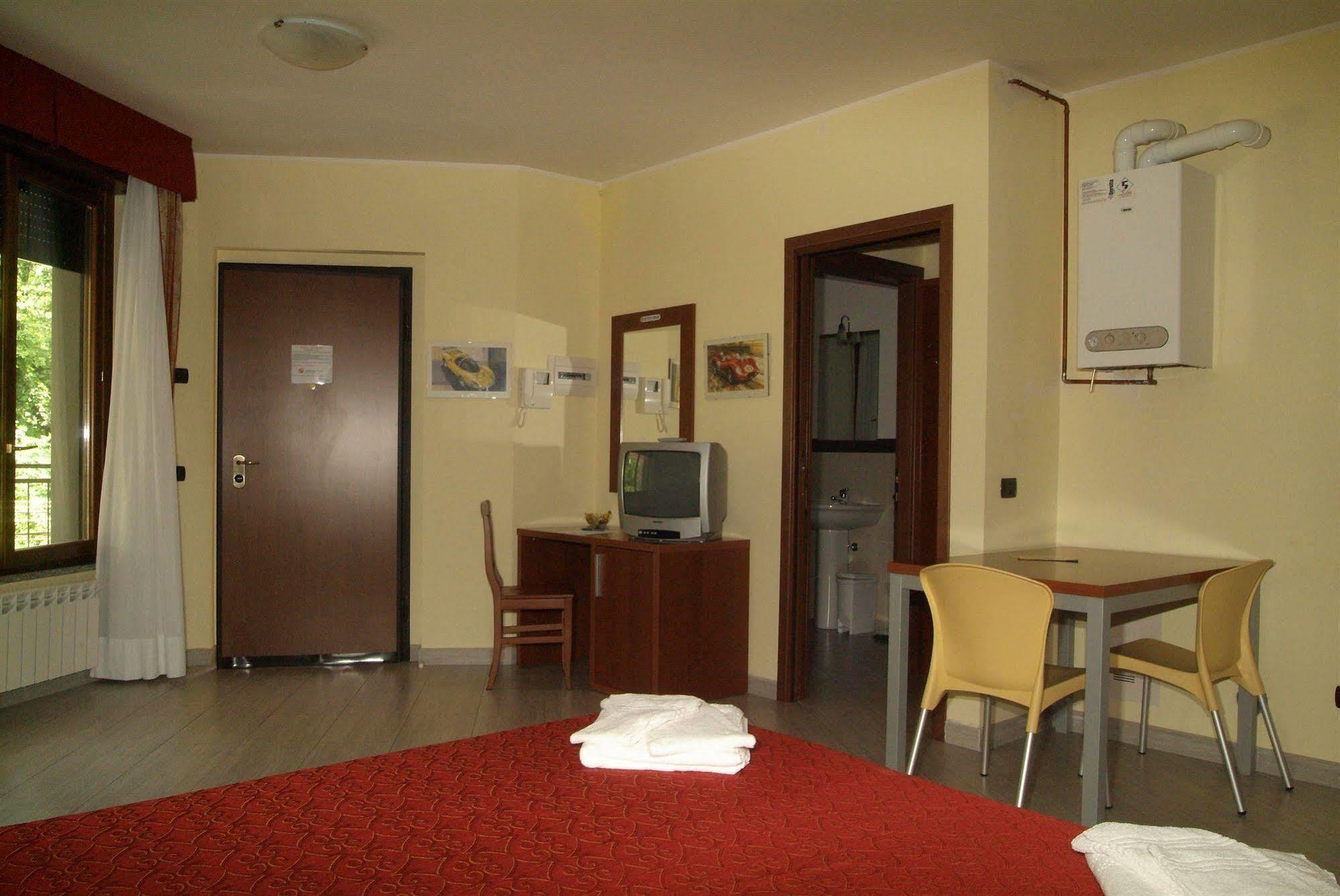 Residence San Prospero Garbagnate Milanese Bagian luar foto