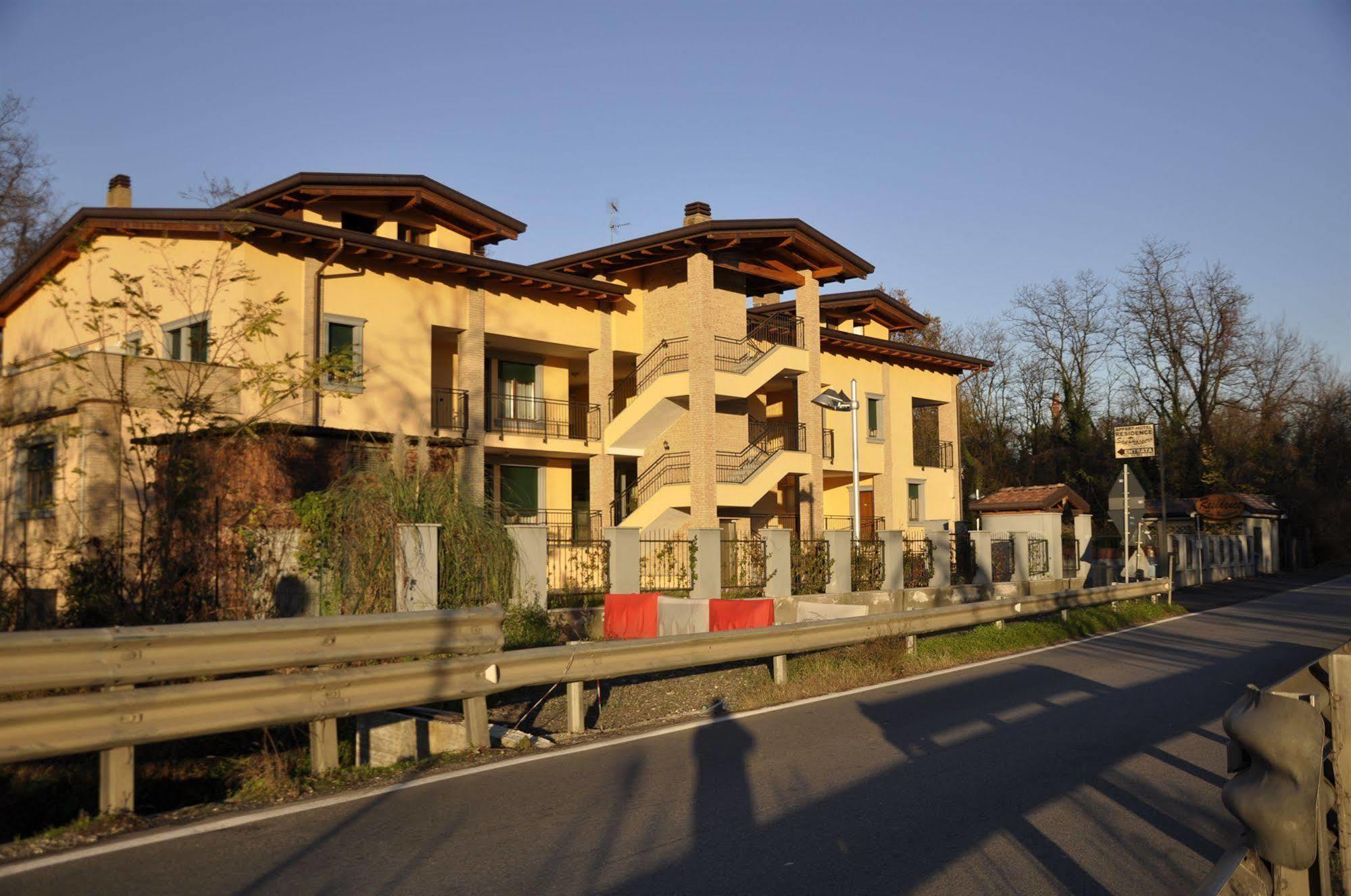 Residence San Prospero Garbagnate Milanese Bagian luar foto
